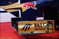 Scuderia Toro Rosso продлила контракт с Falcon Private Bank-ak37hztwdq-jpg