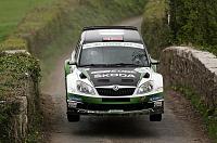 Шчаслівага прызямлення: як скакаць ралійны аўтамабіль-skoda-art-jumping-7-jpg