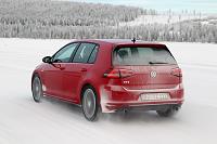 جدید VW گلف تحقیق سران هفت مدل های جدید-volkwagen-golf-gti-mk7-2-jpg