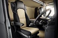 Увлекательный ездить в конечной Mercedes-Benz-interior-1-jpg