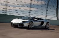 ตรวจสอบไดรฟ์แรกของ Lamborghini Aventador Roadster-lamborghini-aventador-roadster-3_0-jpg