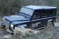 Salon automobile de Genève : Land Rover Defender EV de présenter-defenderev4forweb-jpg